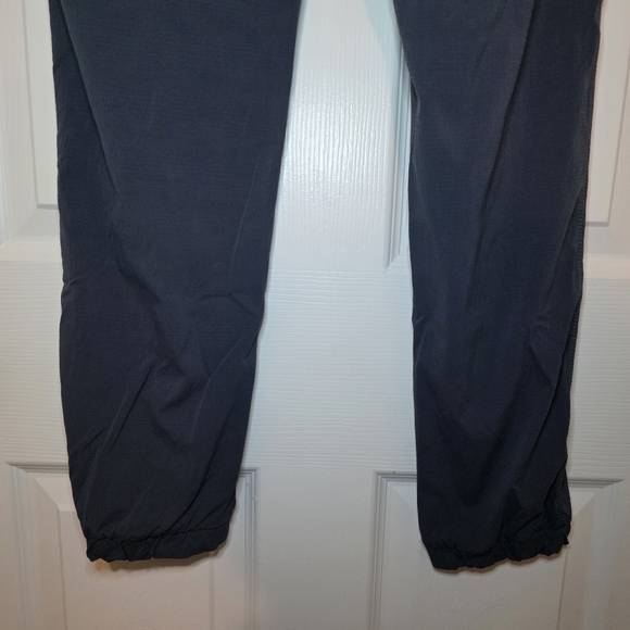 Athleta Pants Womens Size 6 Trekkie Jogger 2.0 Hiking Grey - Picture 7 of 10